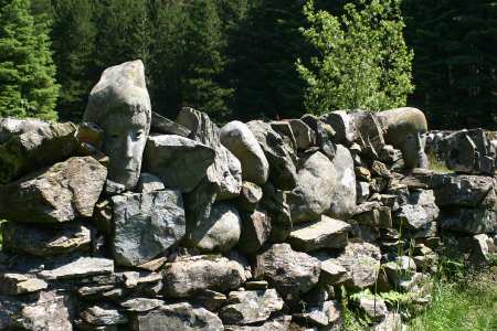 black_loch Sculpture