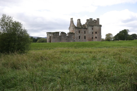 caerlaverock castle