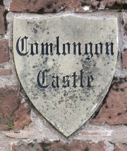 Plaque at  Comlongon castle