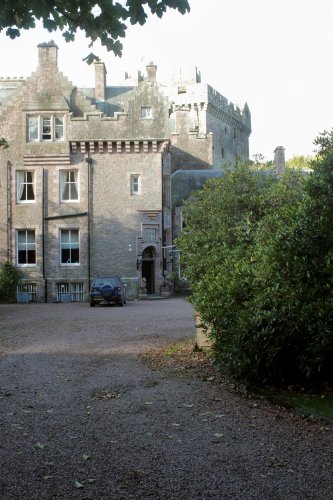 Comlongon hotel/castle