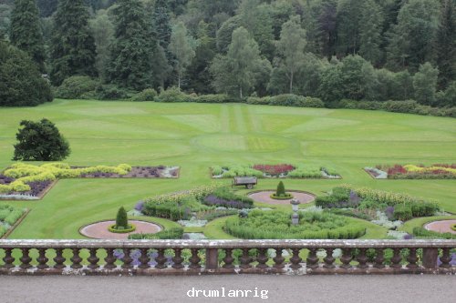 Drumlanrig Castle gardens