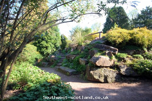 Crichton Gardens