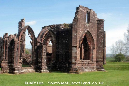 Lincluden Church remains