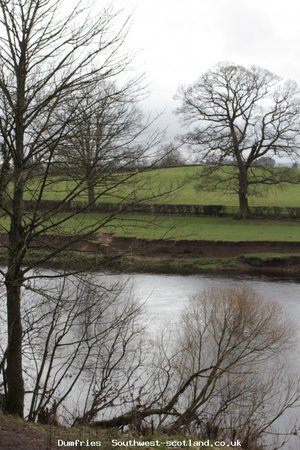 The Nith from maxwelltown bridge