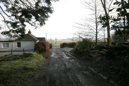 Entrance to Elsieshields Tower house drive