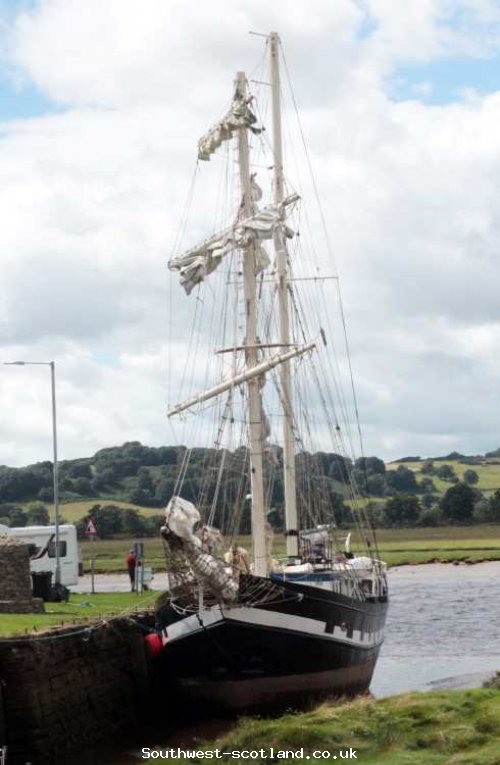  La Malouine at mooring on the Nith at Glencapel Aug 2017
