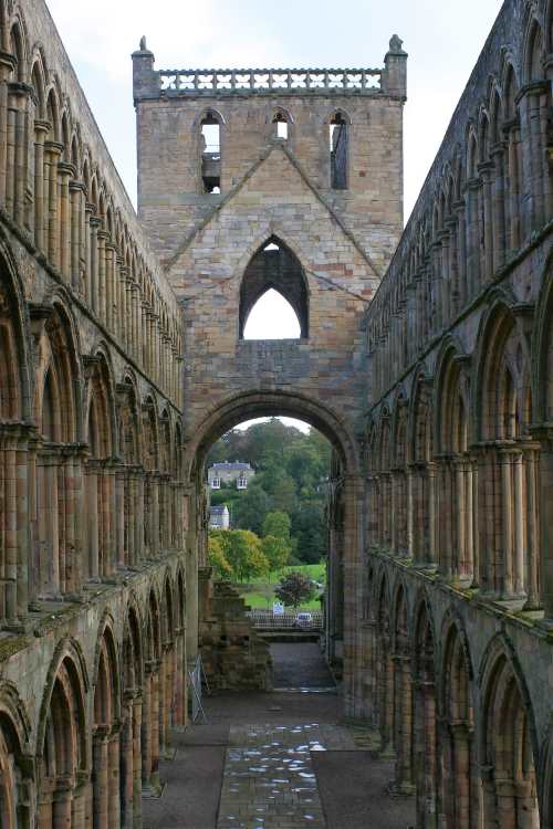 jedburgh abbey 