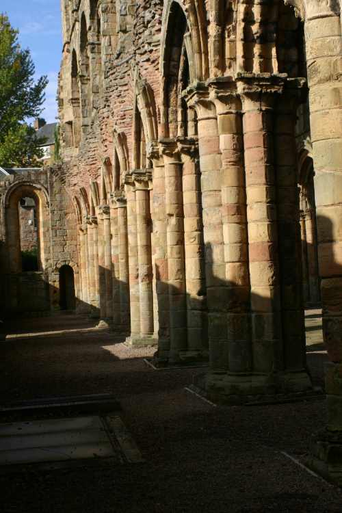 jedburgh abbey 
