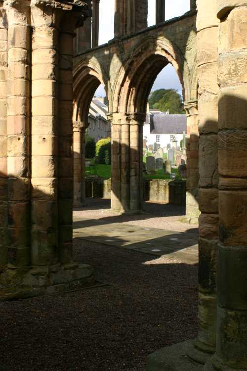 jedburgh abbey 