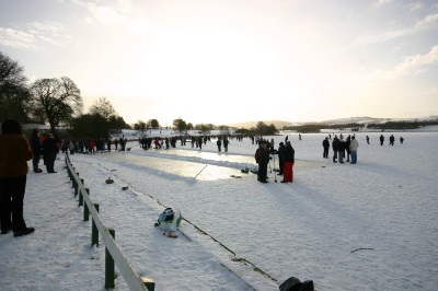 Curling on Kirk loch