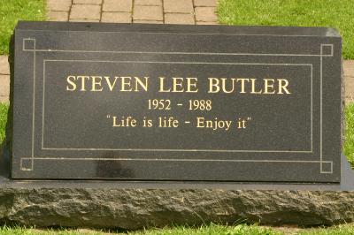 air disaster memorial garden