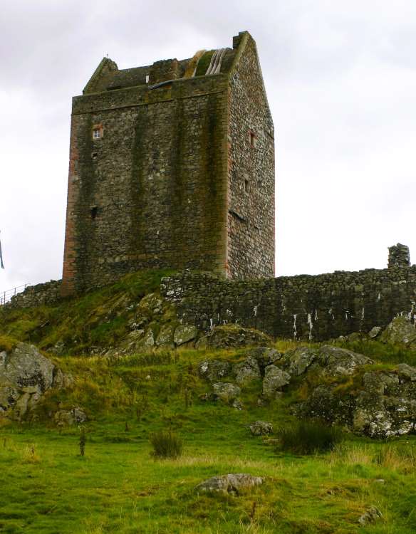 Smailholm tower house