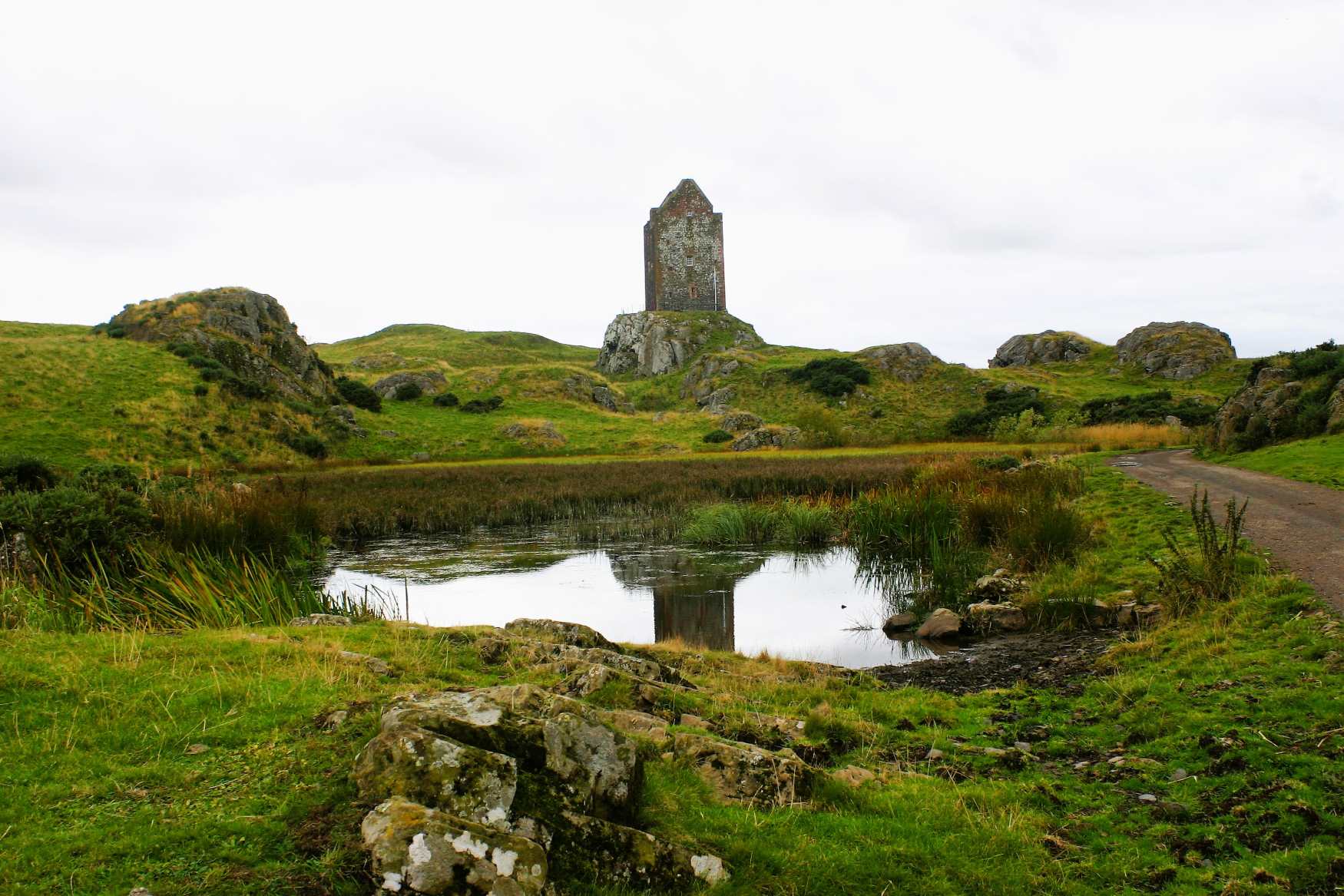 Smailholm tower house