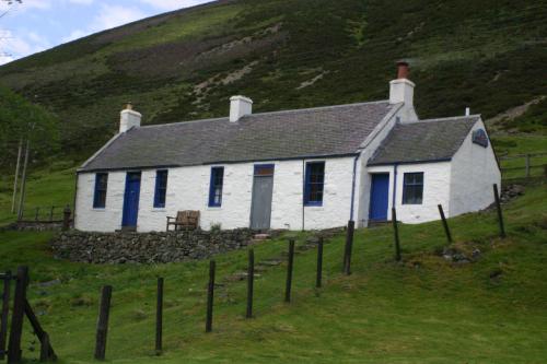 cottages at wanlockhead